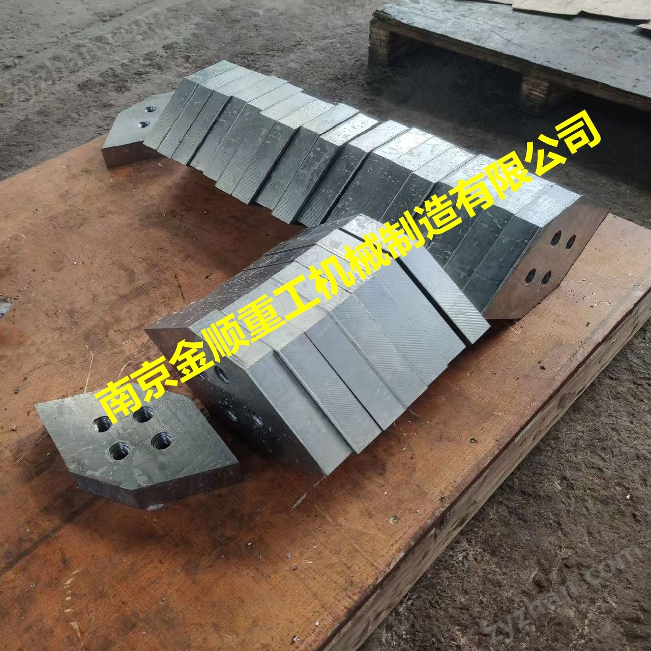 意大利Trevi Benne液壓鷹嘴剪刀片