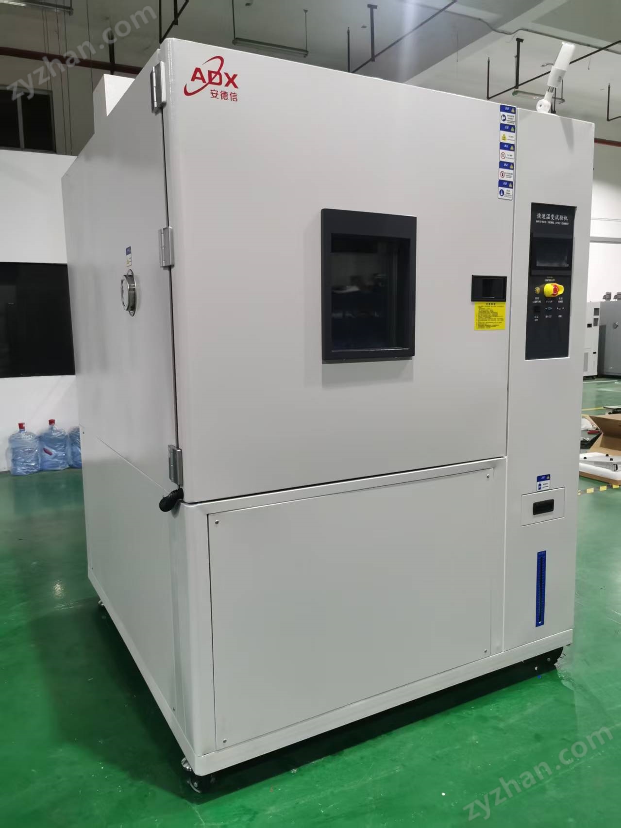 微信圖片_20250312094404.jpg 快速溫變濕熱試驗(yàn)箱